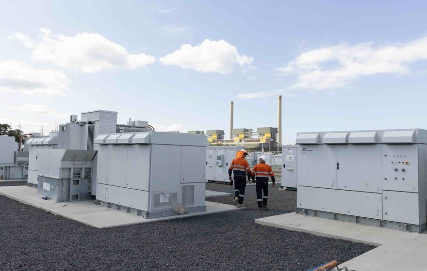 HPS crew on site at a grid-scale battery energy storage facility